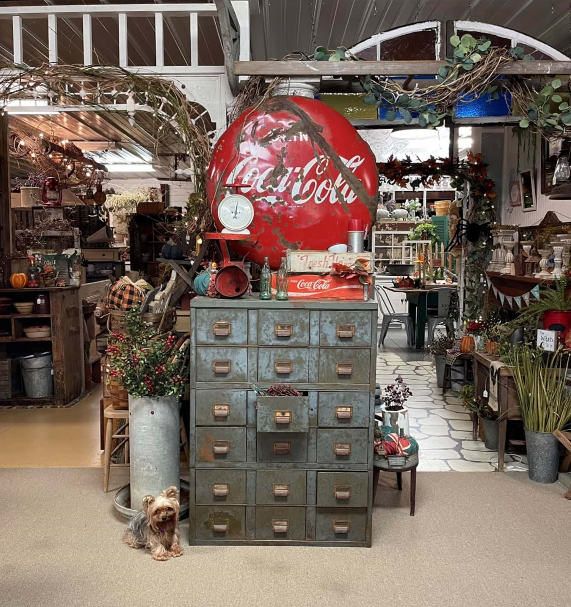 Apple Tree Antiques