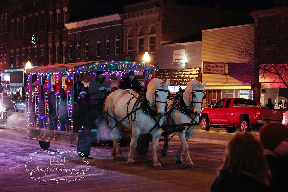 Shop Small on Main Street Waverly Travel Iowa