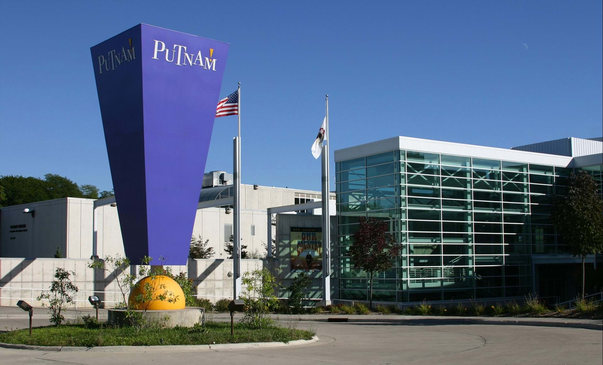 Putnam Museum Entrance