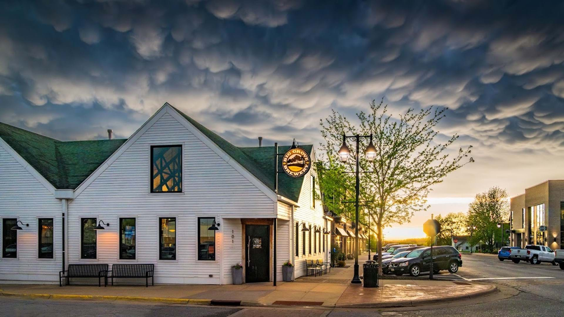 Building - Big Grove Brewery Solon