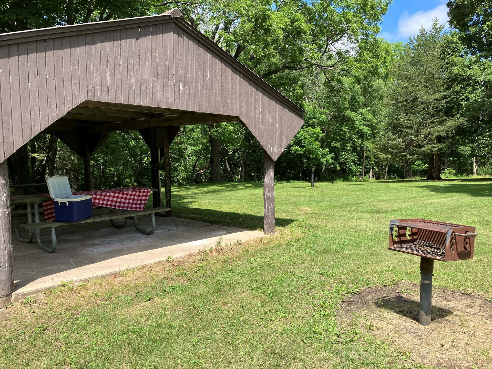 Picnic shelter available to visiters