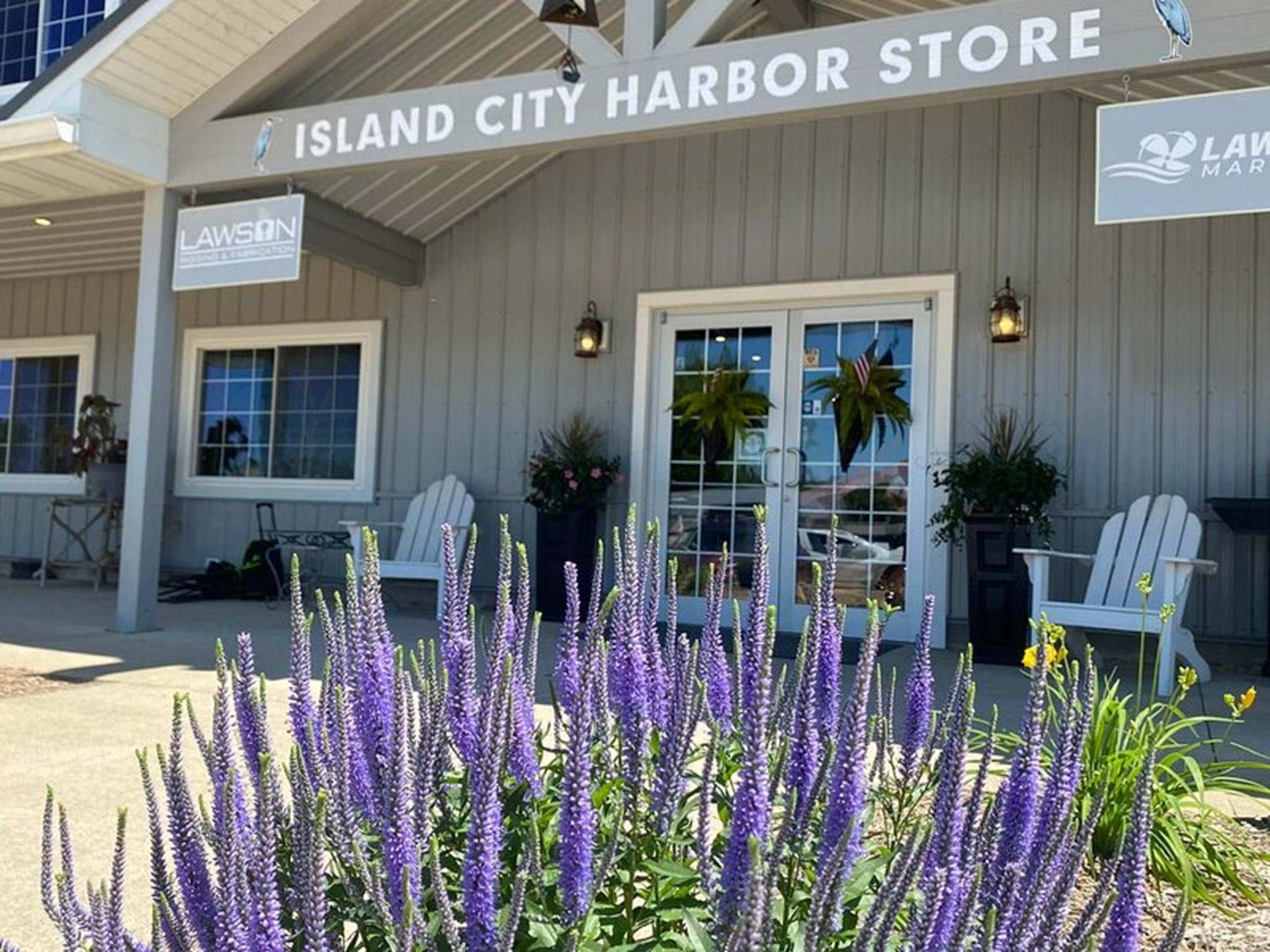 Island City Harbor: Rentals in Easter Iowa