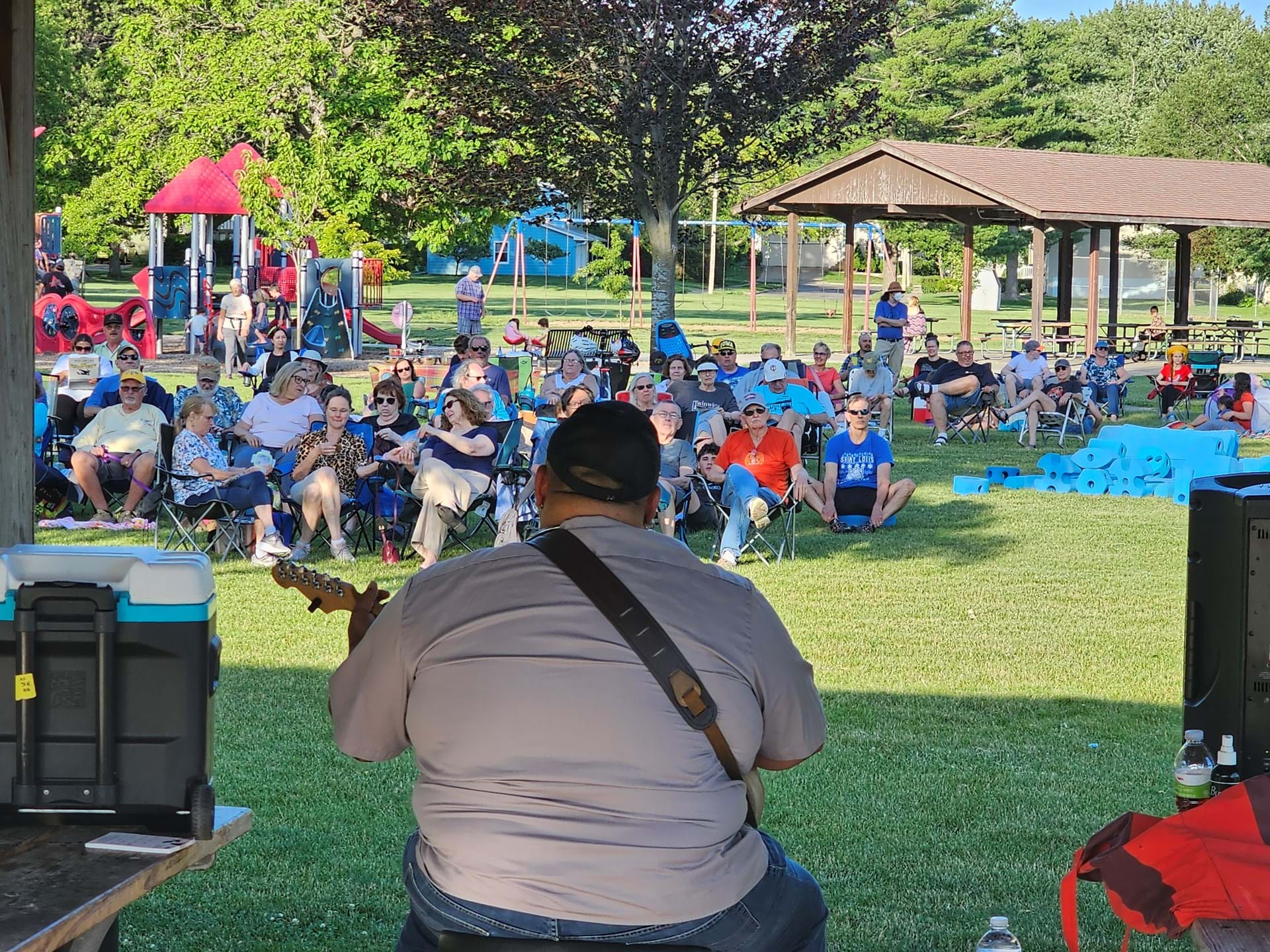 Iowa blues legend Kevin Burt playing at Mercer Park as part of Music on the Move